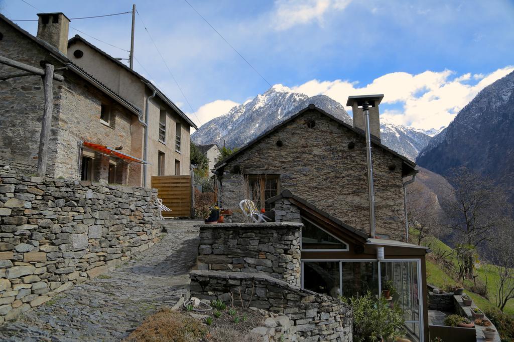 Casa Dosc Bed & Breakfast Verdabbio Exterior photo